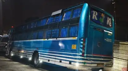 SRI GURU SAI TRAVELS Bus-Side Image
