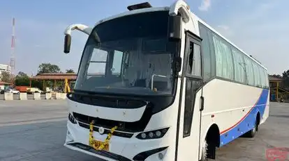 SRI GURU SAI TRAVELS Bus-Side Image