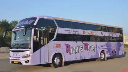 Shree Ram Travels Bus-Side Image