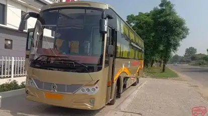 MISHRA BANDHU BUS SERVICE Bus-Front Image