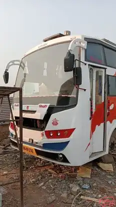 B D Parivhan Bus-Front Image