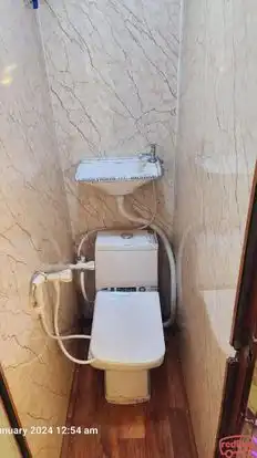 Raavi travels Bus-Amenities Image