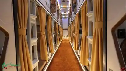 Cherry Collars Bus-Seats layout Image