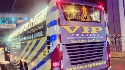 VIP TRAVELS Bus-Side Image