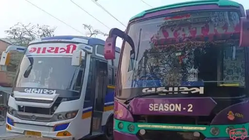 Gayatri Travels Bus-Front Image