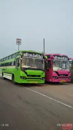 New Shreenidhi Travels Bus-Side Image