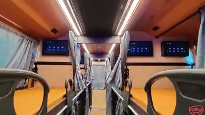 CG Connect Bus-Amenities Image