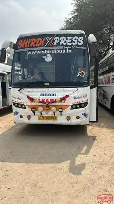 Shirdi Xpress Bus-Front Image