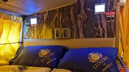 VJS Travels Bus-Amenities Image
