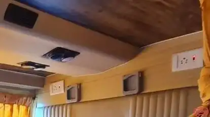  S R Travels Bus-Amenities Image