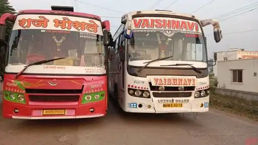 Vaishnavi Tours And Travels  Bus-Front Image
