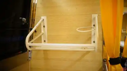 VEERA BRAHMENDRA TRAVELS Bus-Amenities Image