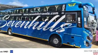 SEVEN HILLS TRAVELS  Bus-Side Image