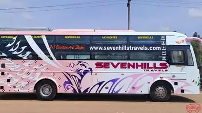SEVEN HILLS TRAVELS  Bus-Side Image