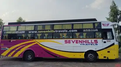 SEVEN HILLS TRAVELS  Bus-Side Image