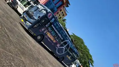 EMERALD TRAVELS Bus-Front Image