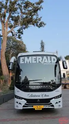 EMERALD TRAVELS Bus-Front Image