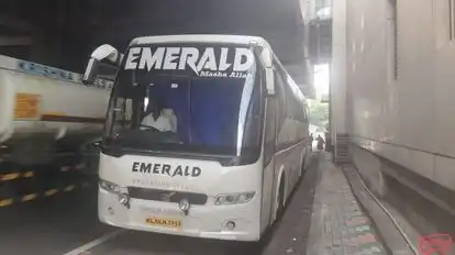 EMERALD TRAVELS Bus-Front Image