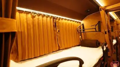 Shatabdi Travels Bus-Amenities Image