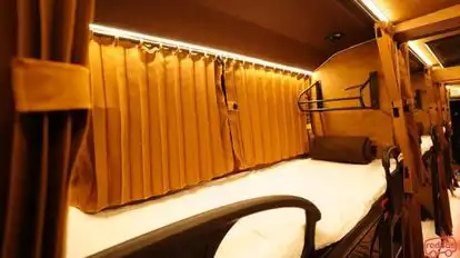 Shatabdi Travels Bus-Seats Image