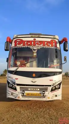 Geetanjali Travels Bus-Front Image