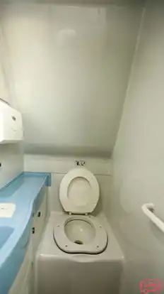 SRI RATAN TATA EXPRESS Bus-Amenities Image