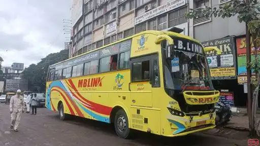Shefali Travels Bus-Front Image