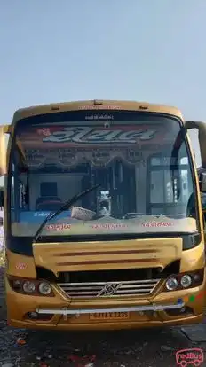 New Real Travels Bus-Front Image