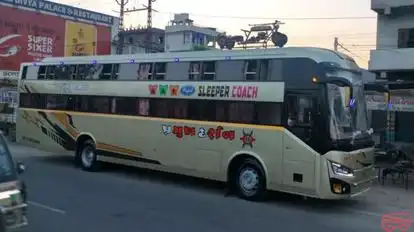 Pramukh Darshan Travels Bus-Side Image