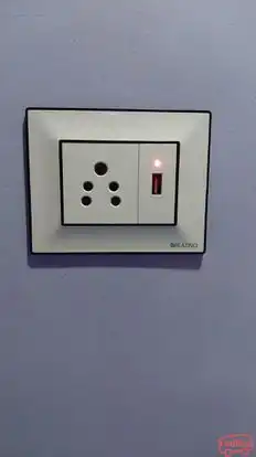 Indani Travels Bus-Amenities Image