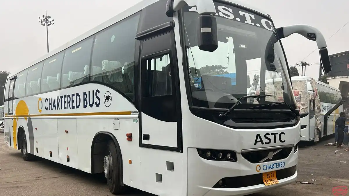 Chartered Speed Limited Bus-Front Image