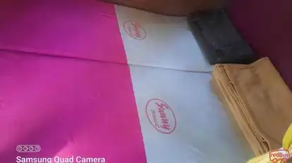 Bus BEES Bus-Seats Image