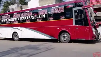 Shri Siddhi Vinayak Travels Bus-Side Image