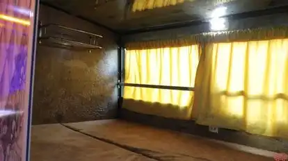 Shree Balmukund Travels Bus-Amenities Image