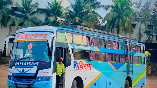Shree Dev Chirag Travels Agency  Bus-Front Image