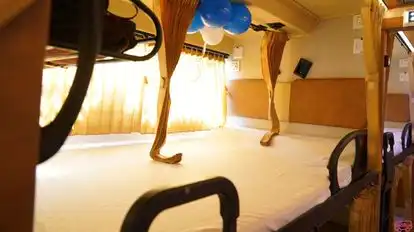 Dada Brothers Bus-Seats Image