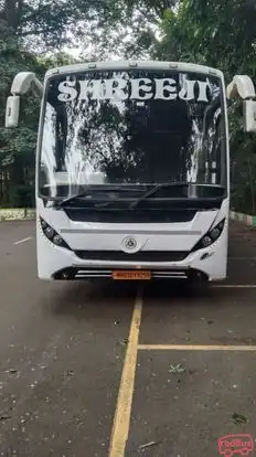 Shreeji Travels Bus-Front Image