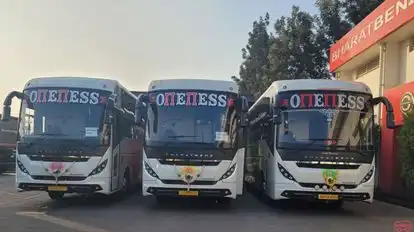 Oneness Tours And Travels Bus-Front Image