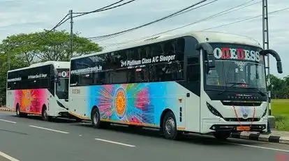 Oneness Tours And Travels Bus-Side Image