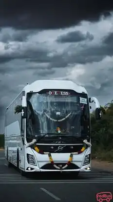 Oneness Tours And Travels Bus-Front Image