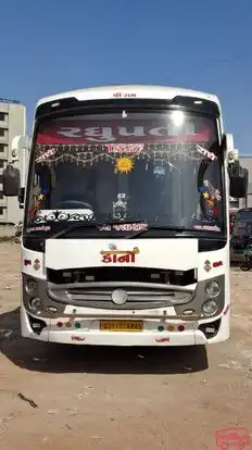 Raghupati Tours and Travels Bus-Front Image