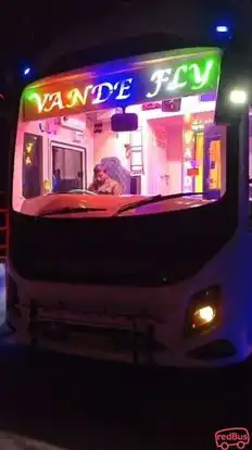 Vande Fly Bus-Front Image