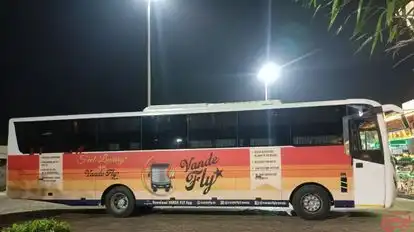 Vande Fly Bus-Side Image