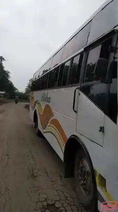 Shree Ram Tours and Travels Mandla Bus-Side Image