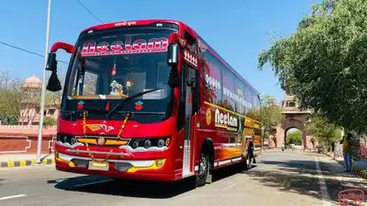 Neelam Travels Bus-Front Image