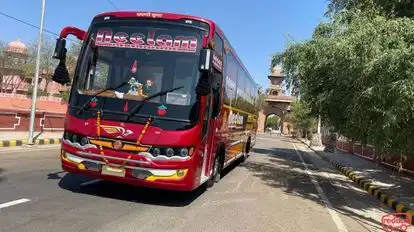 Neelam Travels Bus-Front Image