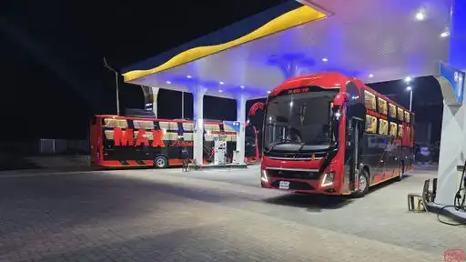 Asian Bus Bus-Front Image