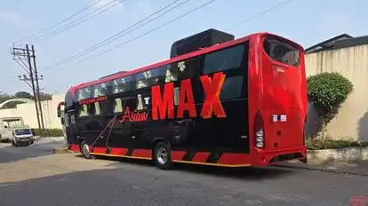 Asian Bus Bus-Side Image