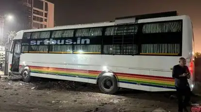 New Lucky Travels Surat Bus-Side Image