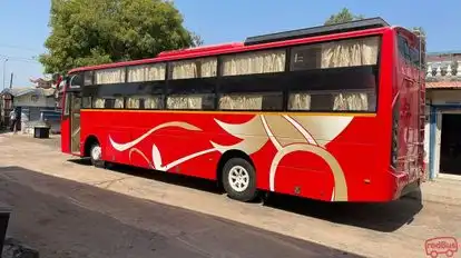 Shriji Roadlines Bus-Side Image